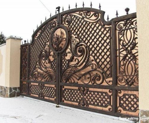 luxurious gate