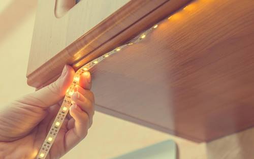 أضواء شريط LED