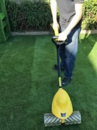 تنظيف النجيلة 