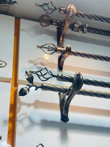 مواسير الستائر