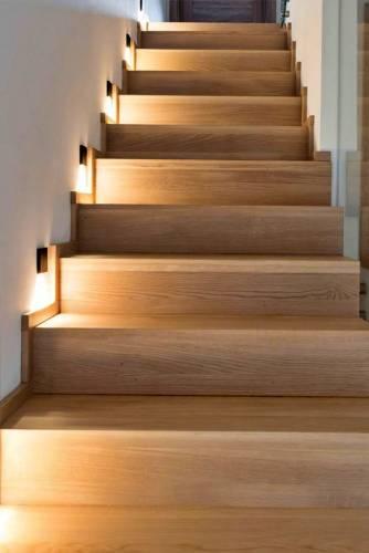 اضاءات جدارية للدرج 
