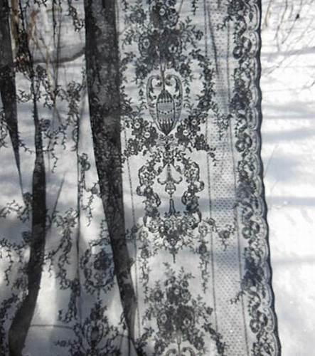 ستائر دانتيل