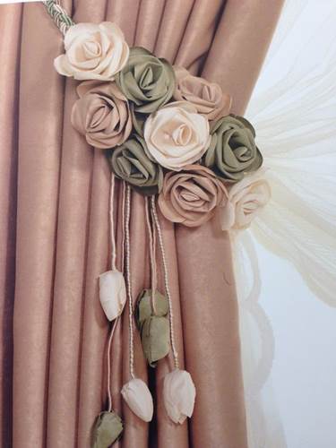 مسكات ستائر