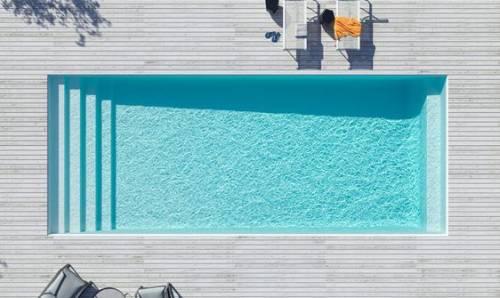 تصميم مسبح من الالياف الزجاجية