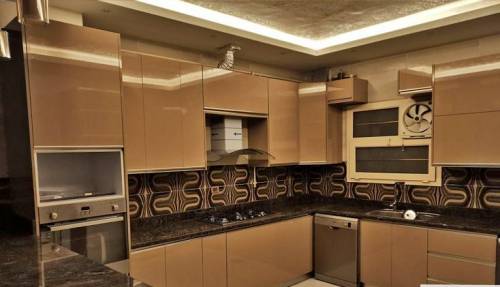 مطابخ بولي لاك بني