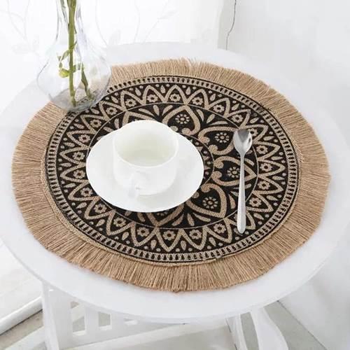 طاولات طعام مودرن