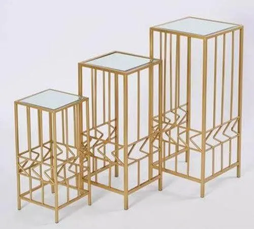 طاولات متداخلة