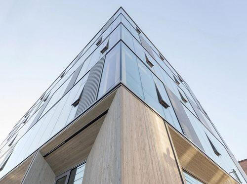 زجاج استركشر