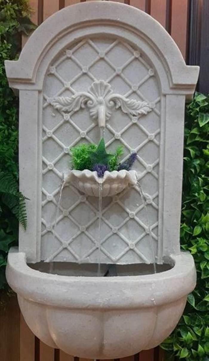 شلالات جدارية