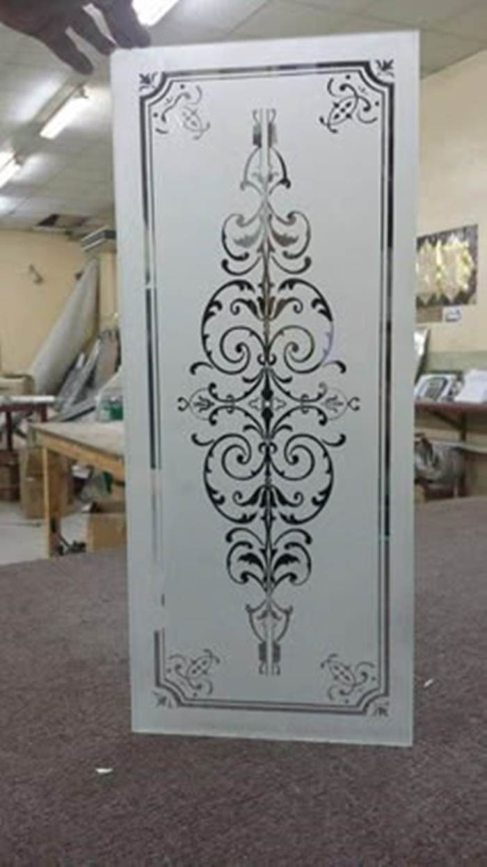 قواطع زجاجية