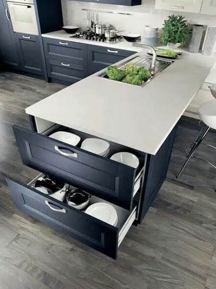 مطبخ مفتوح على غرفة المعيشة