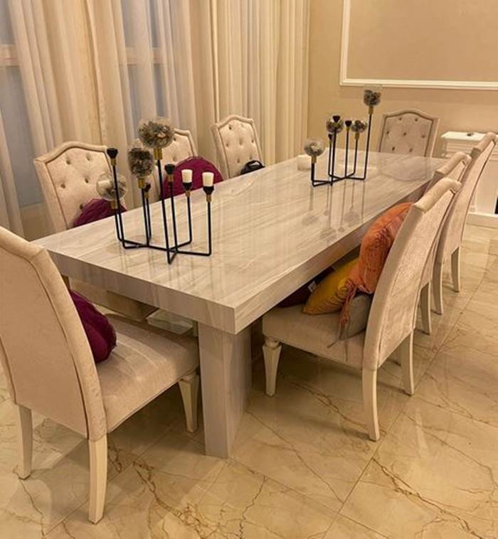 طاولة طعام رخام